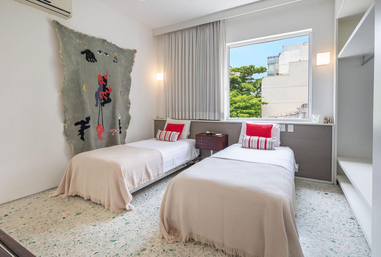 Rio202 - Apartamento 2 quartos no Leblon