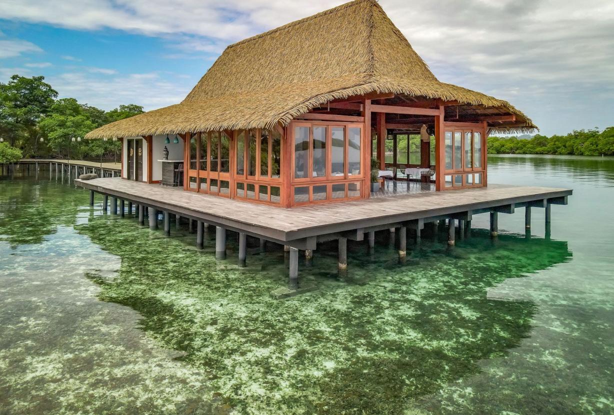 Pan015 - Luxury lodge with private pool in Bocas del Toro