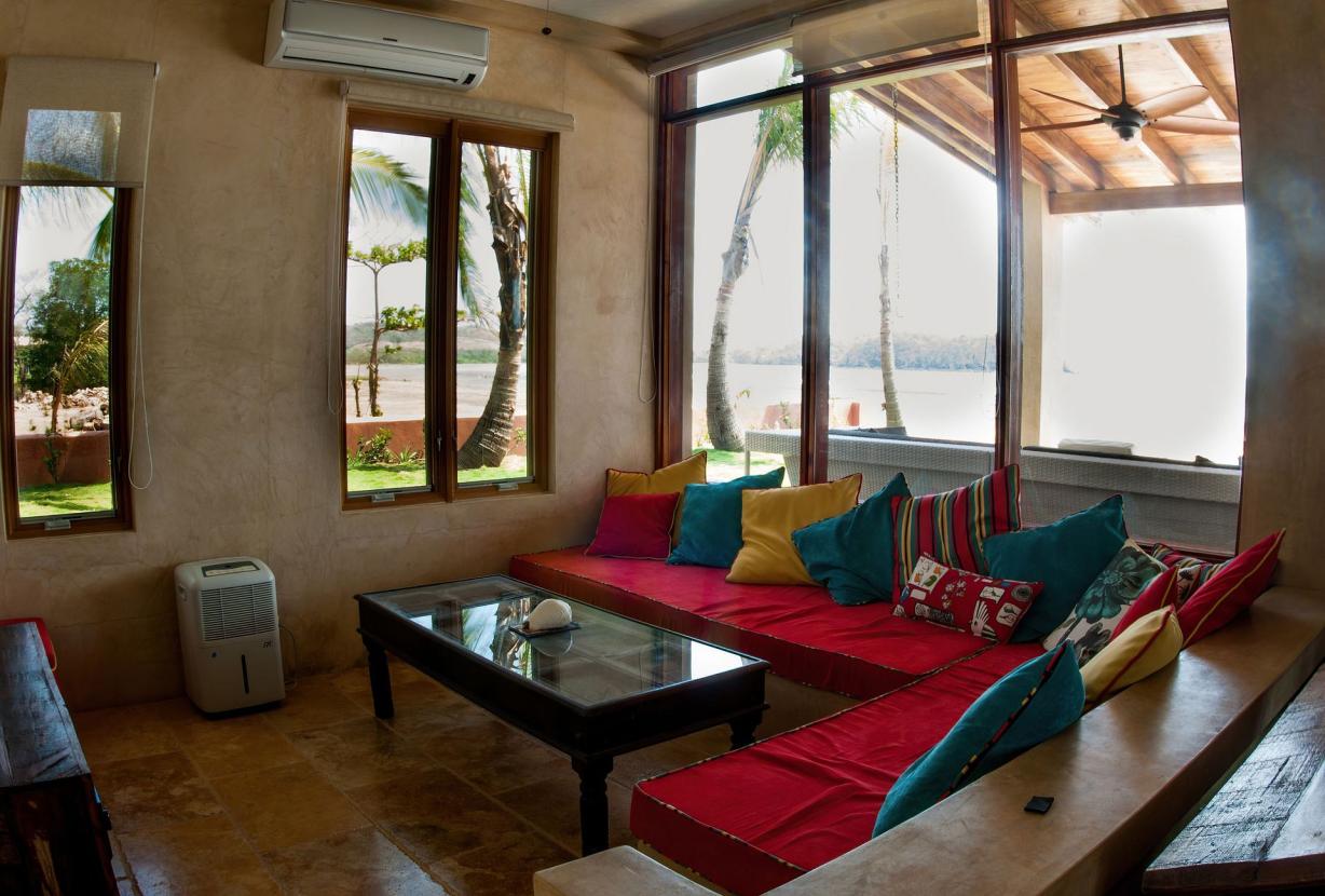Pan031 - Villa de luxe en bord de mer à Playa Venao, Panama