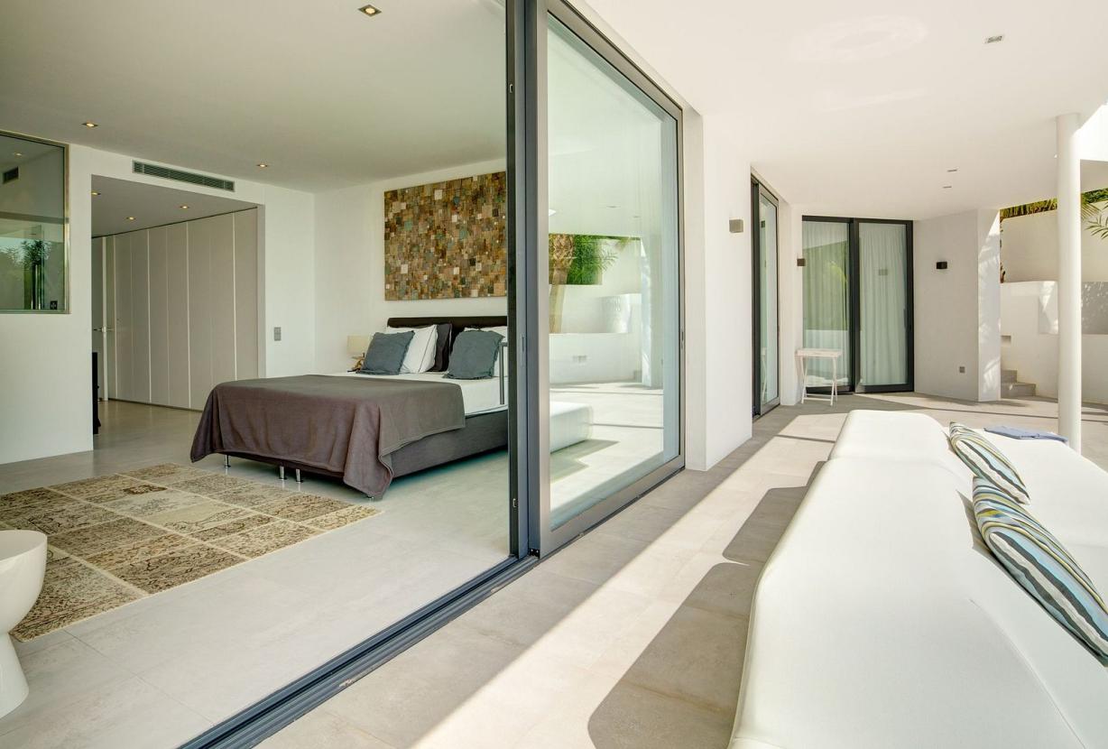 Ibi021 - Modern luxury villa with privacy, Ibiza