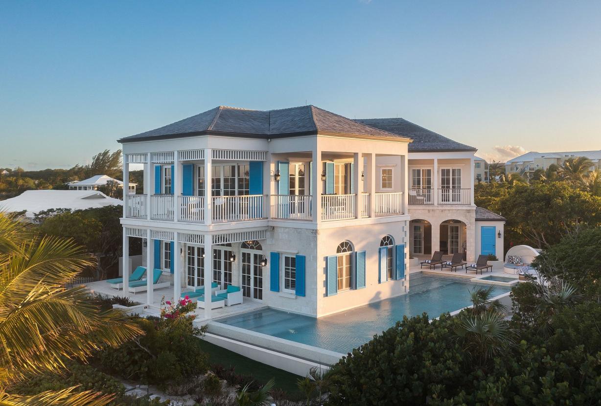 Tci001 – Elegant beachfront villa in Turtle Cove