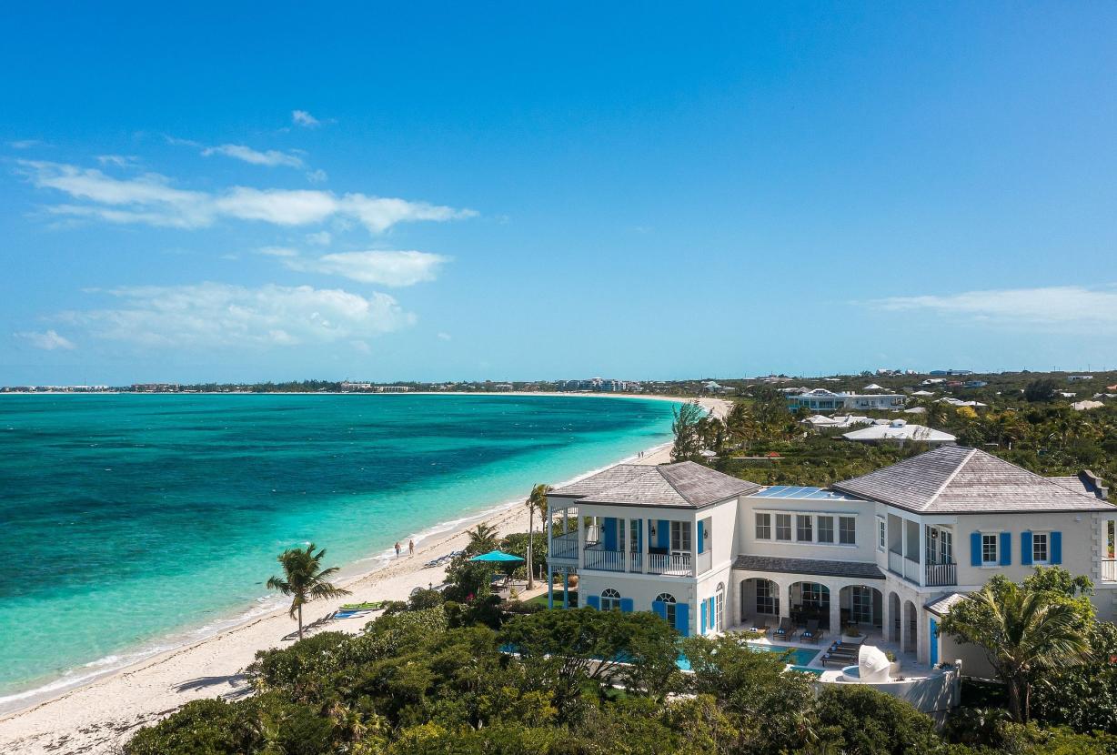 Tci001 – Elegant beachfront villa in Turtle Cove