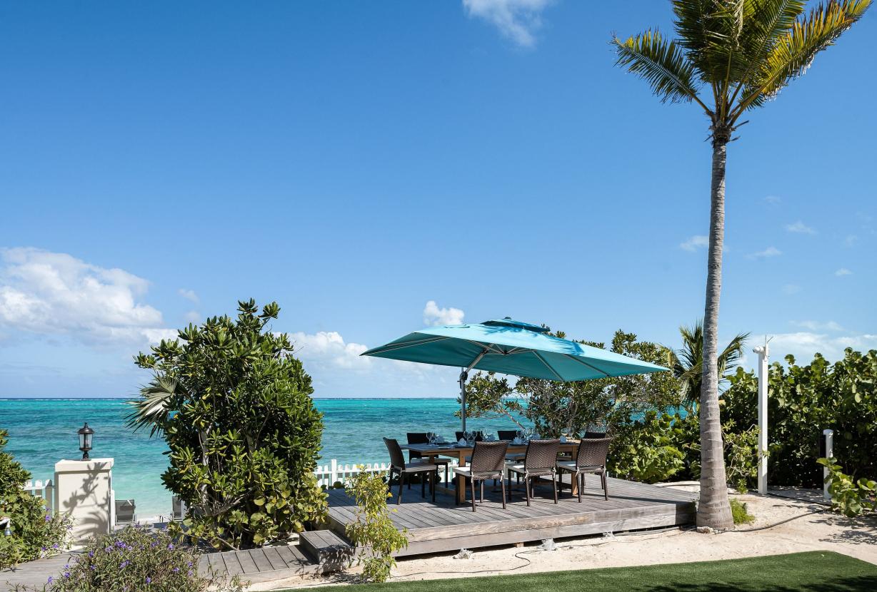 Tci001 – Elegant beachfront villa in Turtle Cove