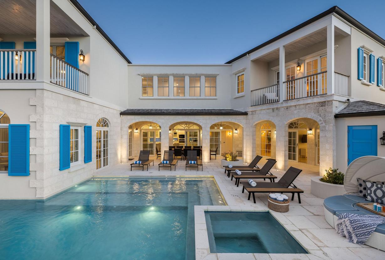 Tci001 – Elegant beachfront villa in Turtle Cove