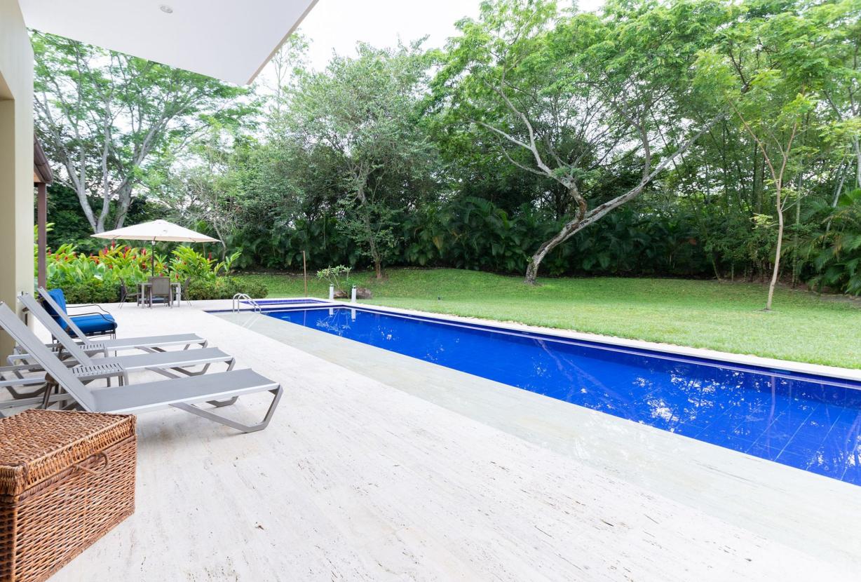 Anp047 - Charmosa casa com piscina em Mesa de Yeguas