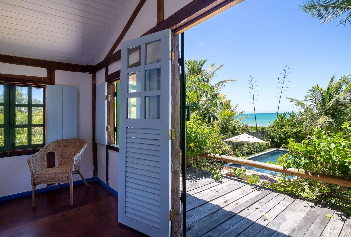 Bah068 - Front sea house with pool in Trancoso