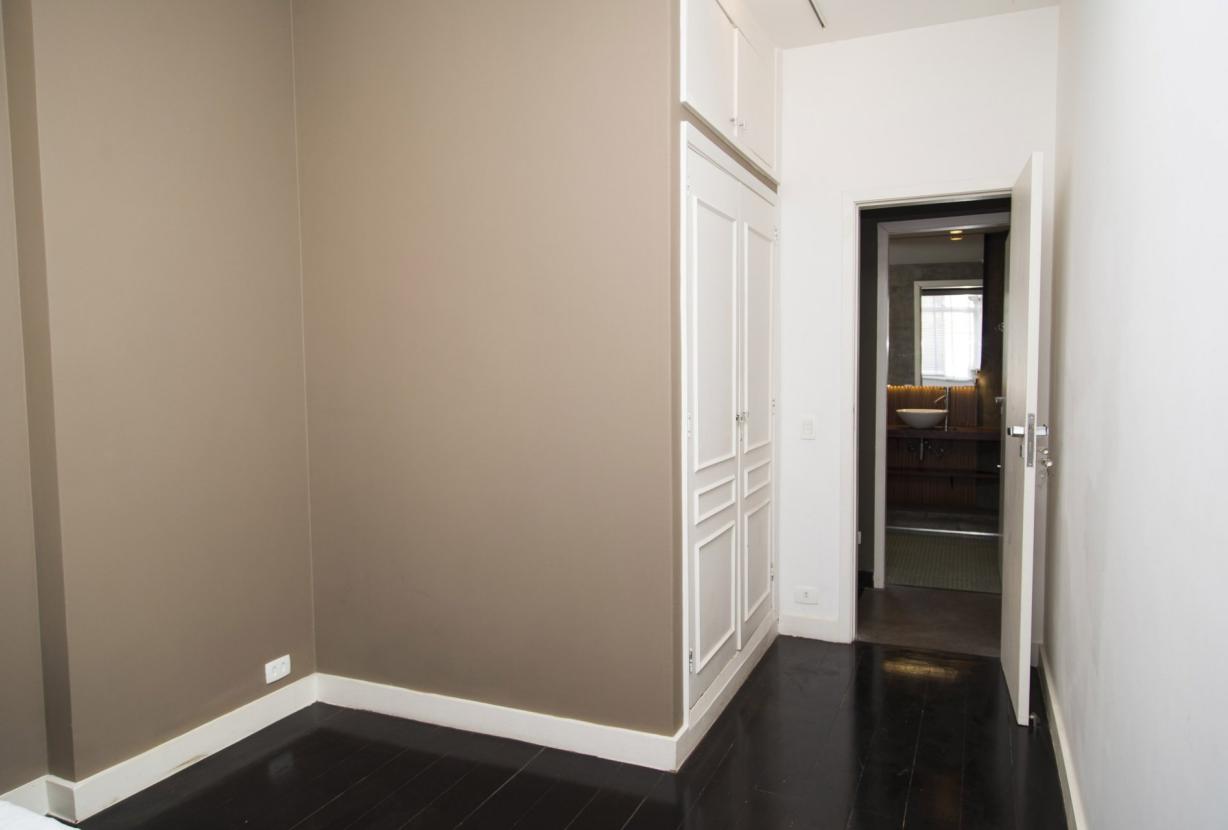 Rio260 - Charming four-bedroom penthouse in Copacabana