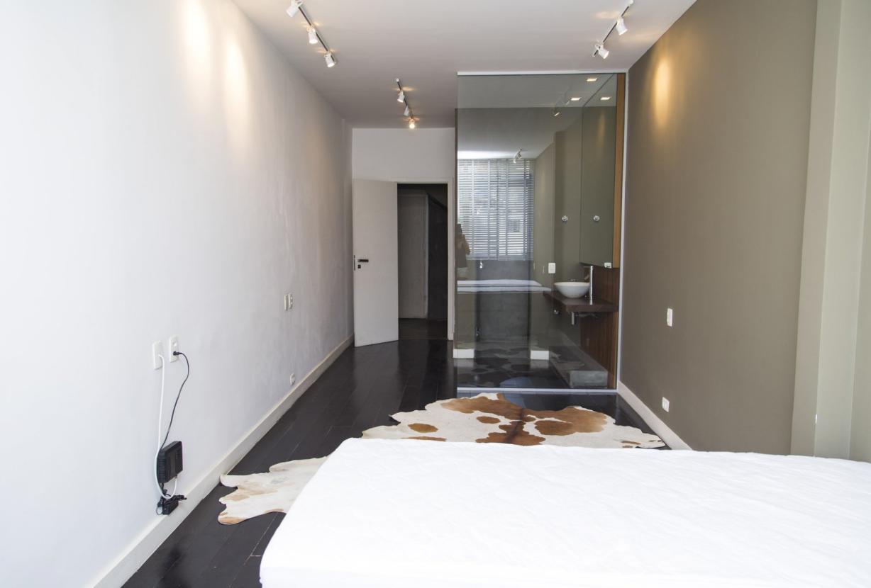 Rio260 - Charming four-bedroom penthouse in Copacabana