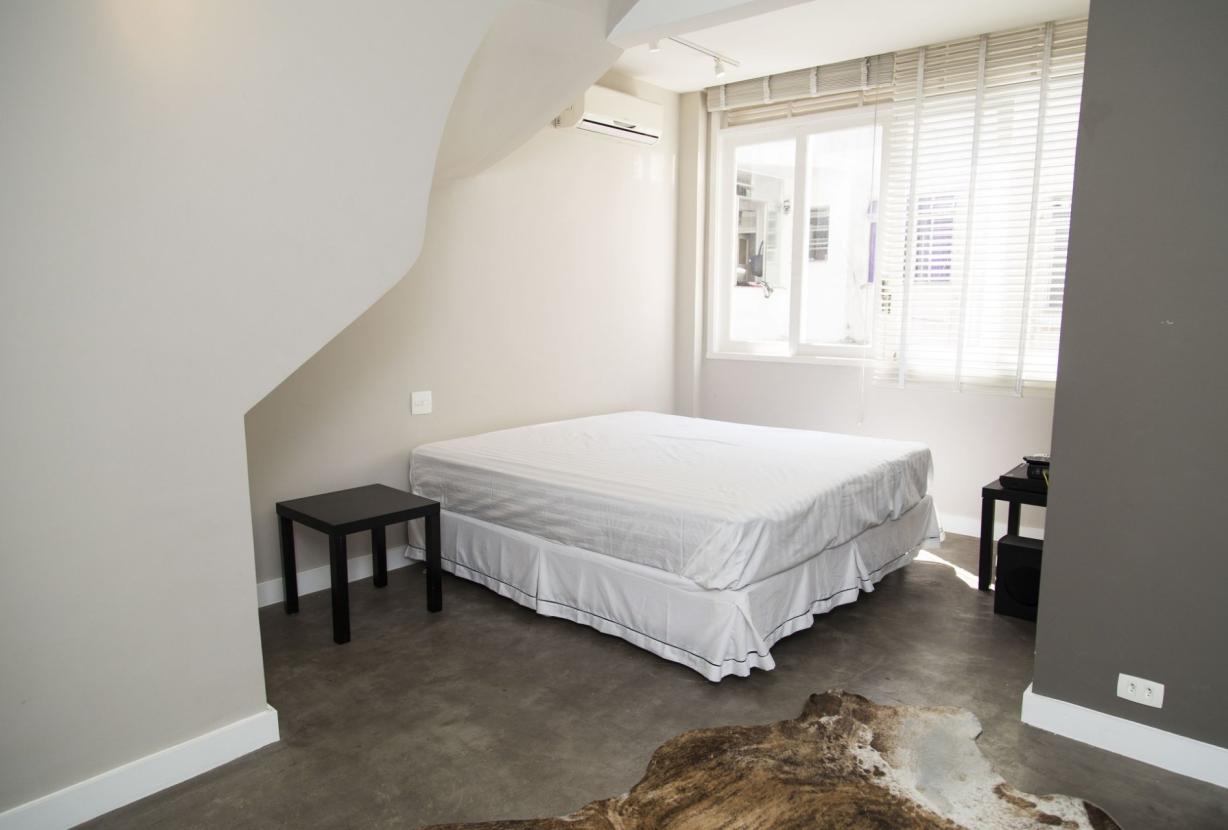 Rio260 - Charming four-bedroom penthouse in Copacabana