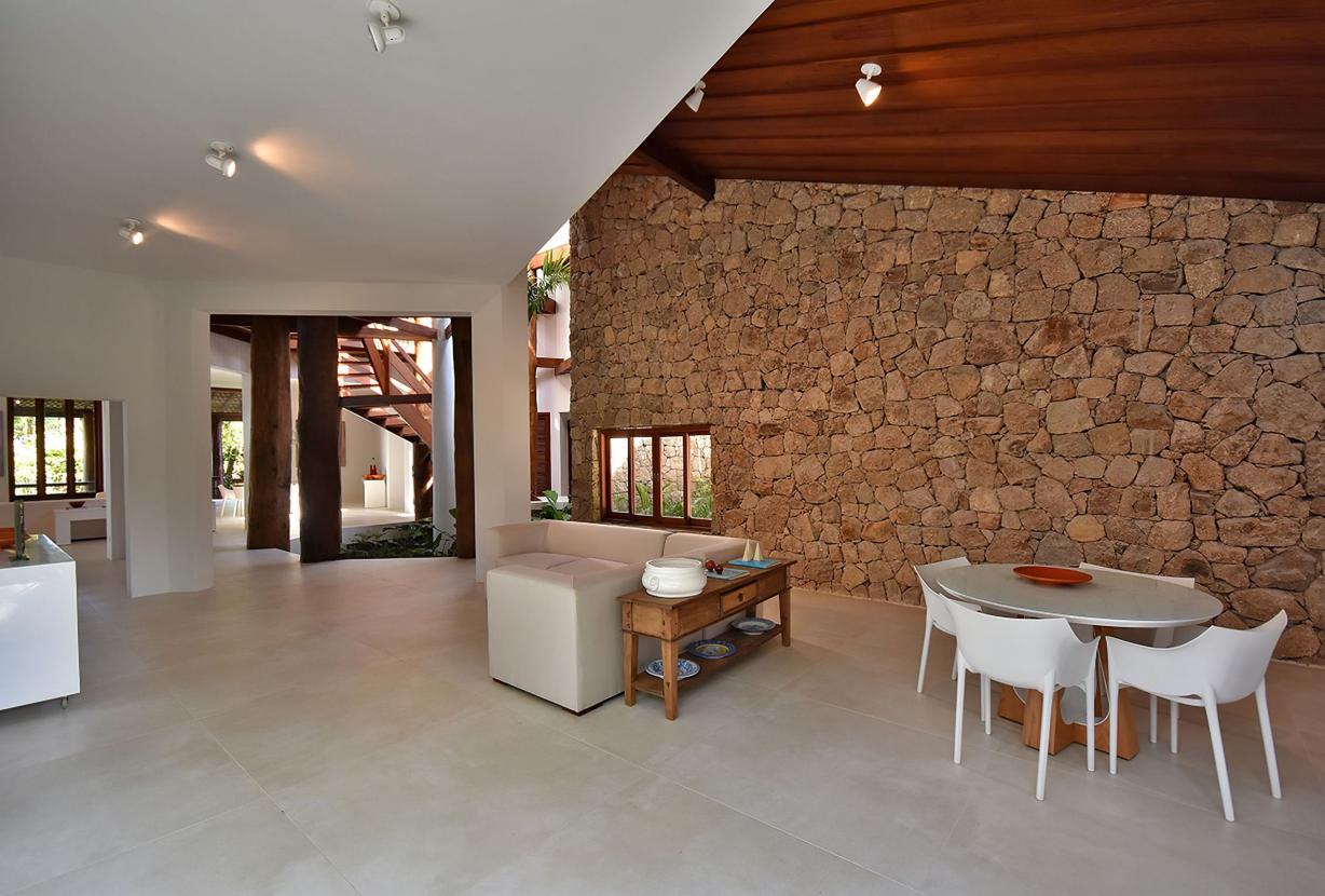 Gua003 - Linda casa pé na areia na Praia do Engenho