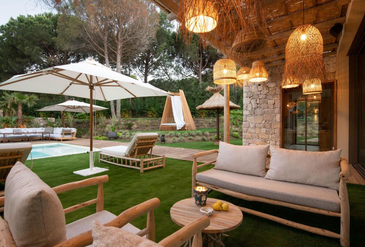 Azu048 - Villa moderna em Ramatuelle perto de Saint Tropez