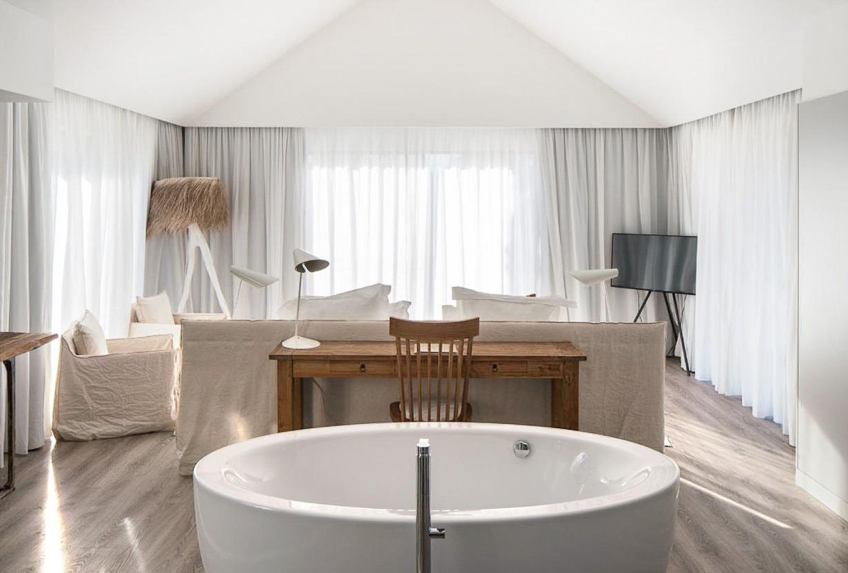 Com009 - Cabana de luxo com 2 quartos na Comporta