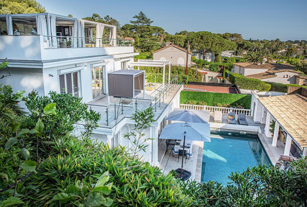 Azu050 - Hermosa villa con vista costera en Cap d'Antibes