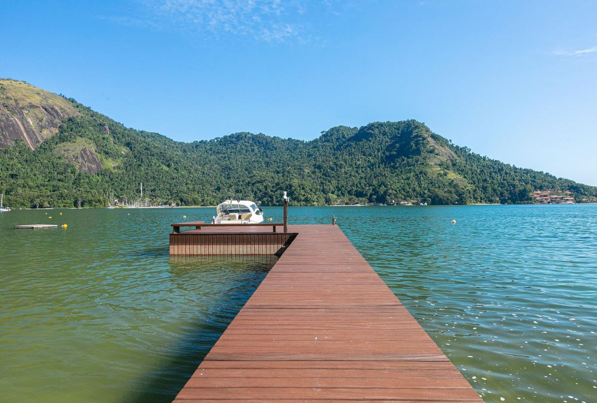 Ang022 - Linda villa beira-mar em Angra dos Reis