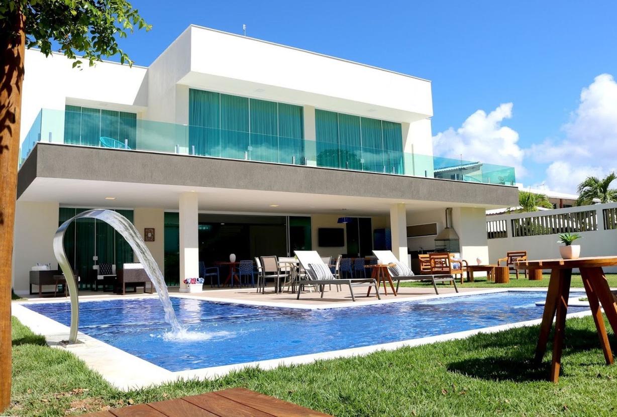 Bah441 - Villa en copropriété de deux étages à Guarajuba