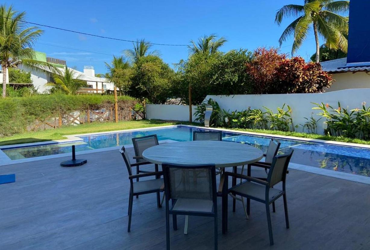 Bah441 - Villa en copropriété de deux étages à Guarajuba