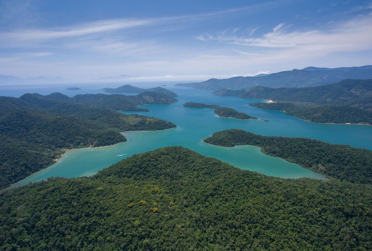 Pty011 - Magnifique propriété avec 2 maisons en bord de mer à Paraty