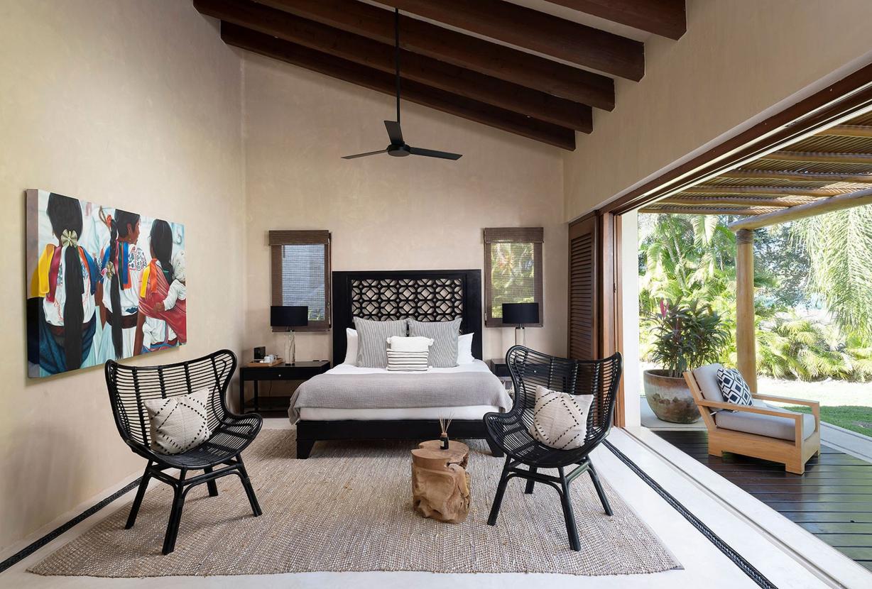 Ptm021 – Expansive luxury oceanfront villa in Punta Mita