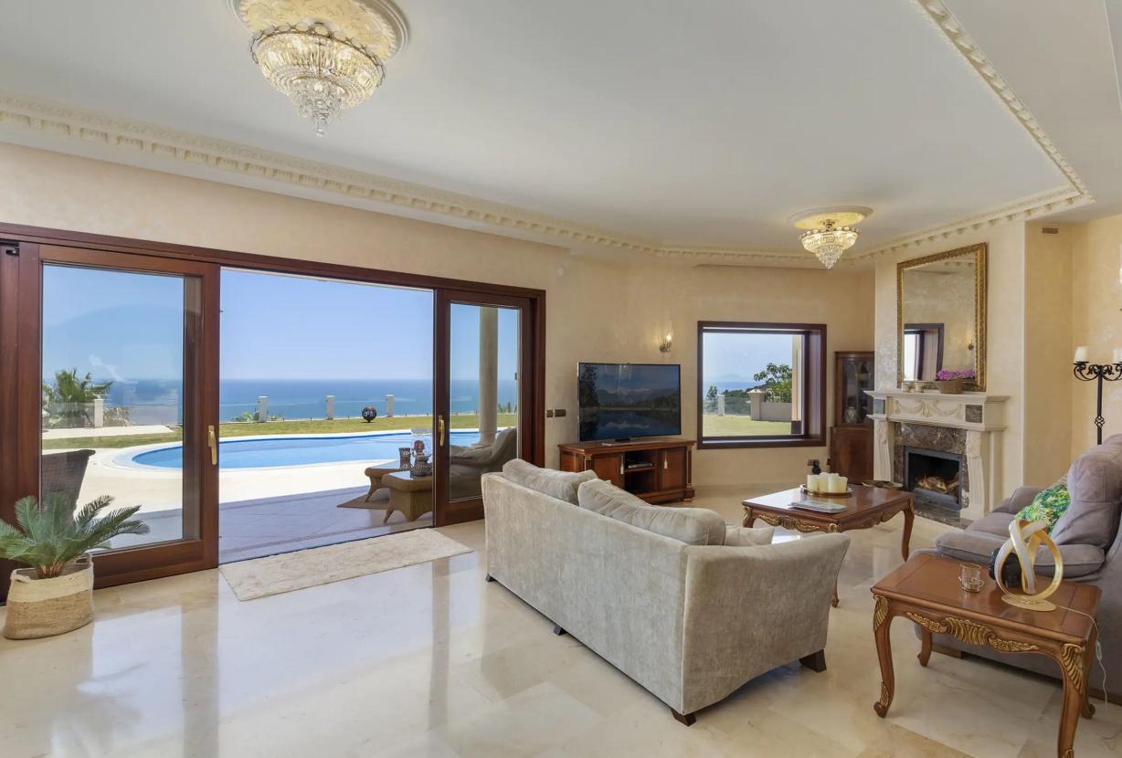 Mbl009 - Lujosa villa con vistas en Marbella.