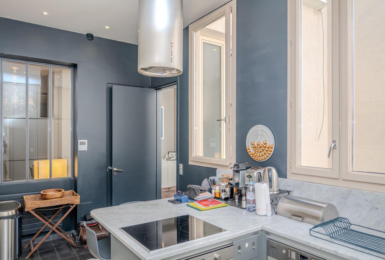 Par013 - 4 bedroom apartment on Champs de Mars