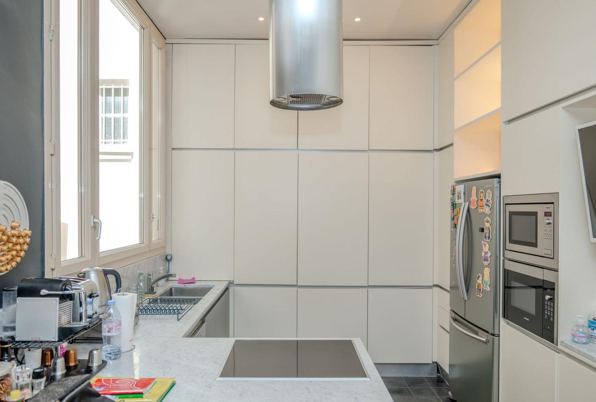 Par013 - 4 bedroom apartment on Champs de Mars