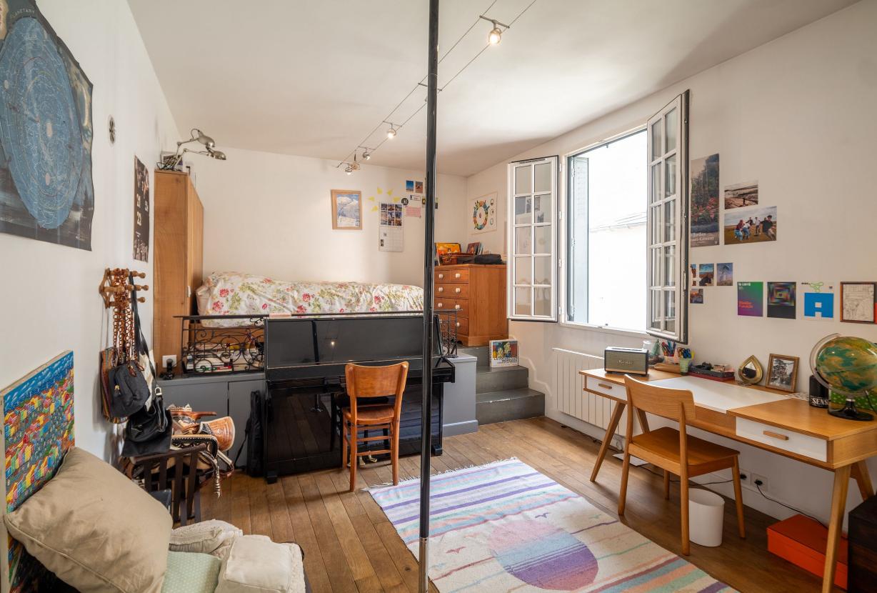 Par036 - Beautiful townhouse for rent in Paris