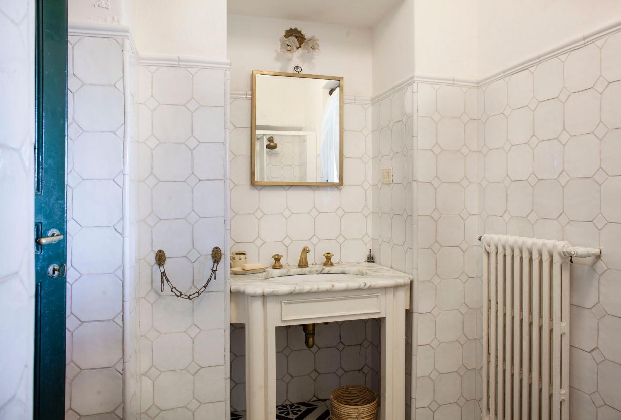 Cam005 - An exceptional villa on Capri Island