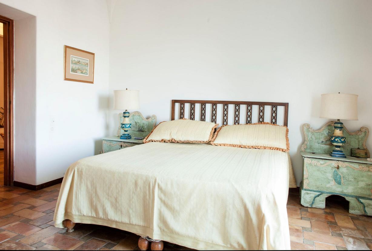 Cam018 - Une Villa aux Vues Imprenables sur l'Île de Capri