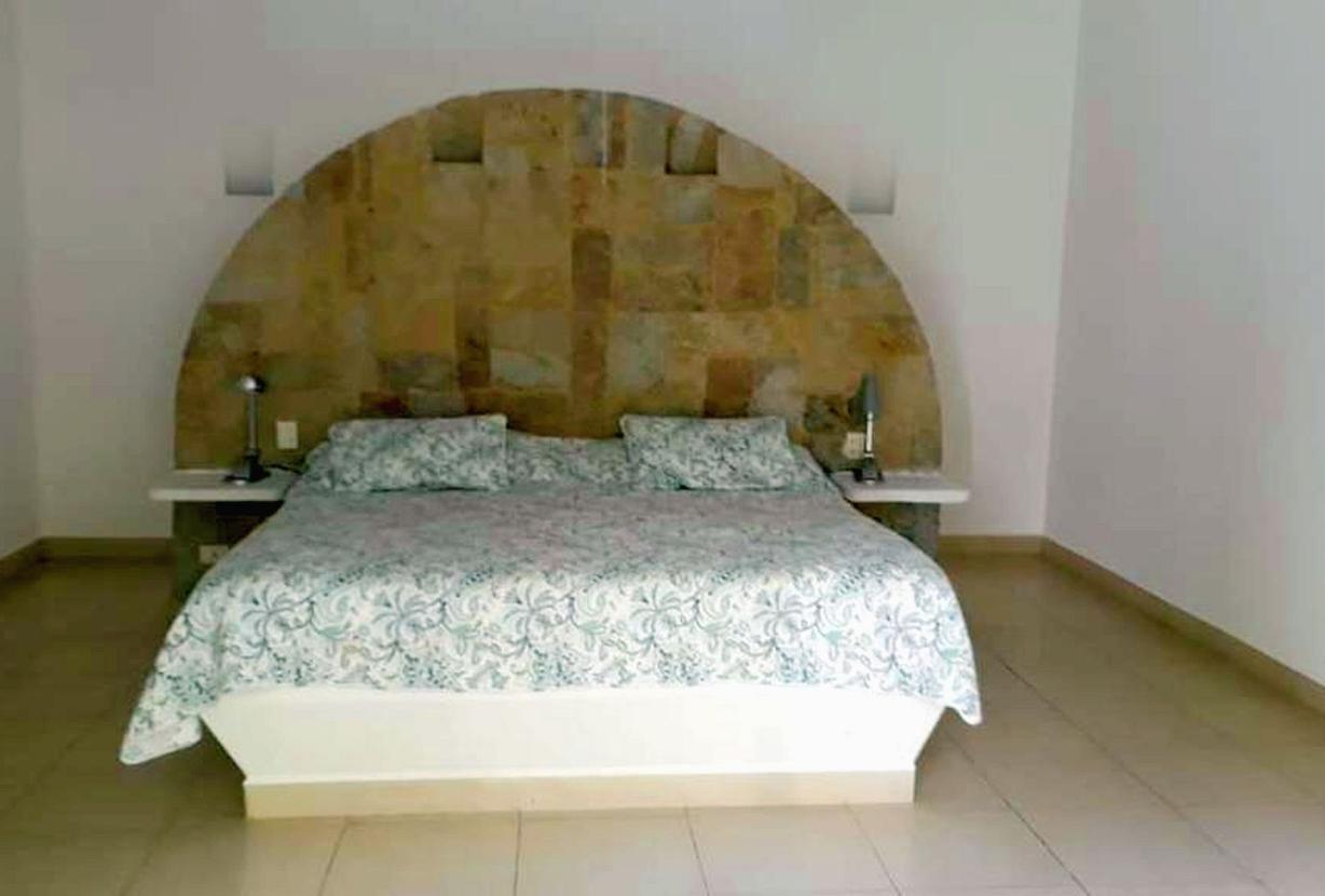 Anp062 - Casa con vista el lago en Mesa de Yeguas