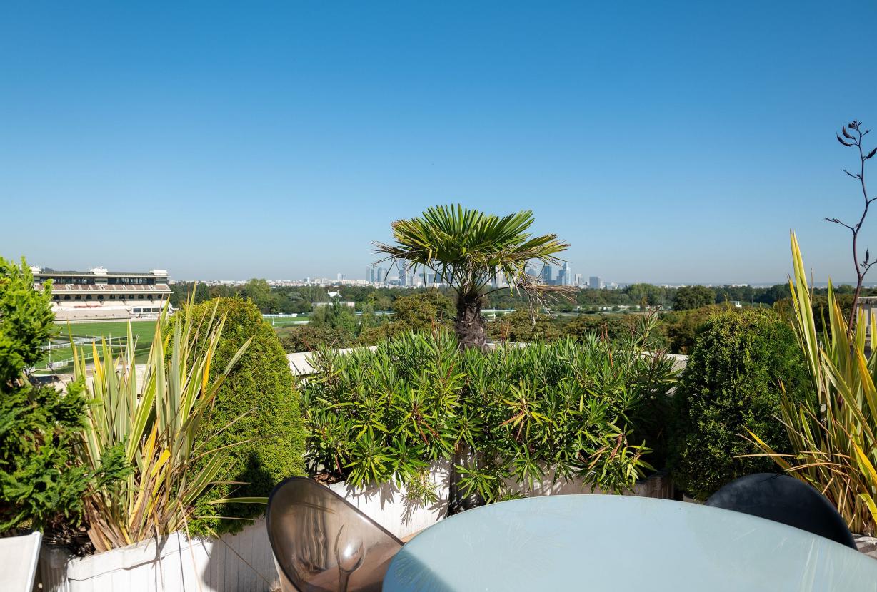 Par050 - Penthouse en Paris con vistas increibles