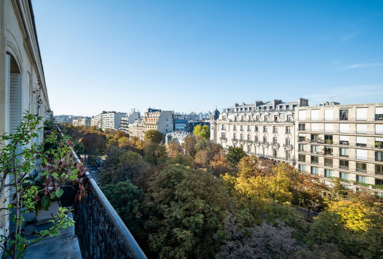 Par059 - Cobertura de luxo em Paris com terraço
