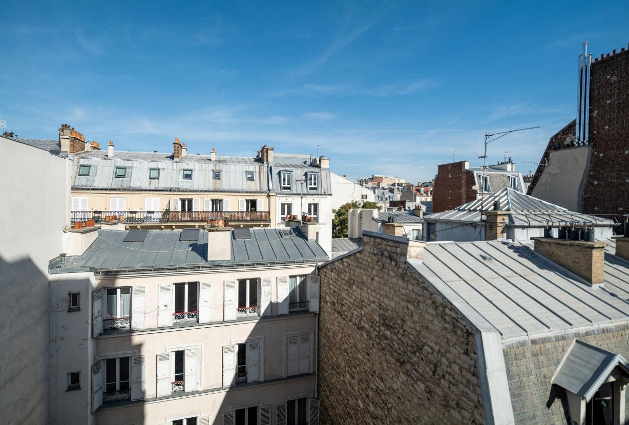 Par035 - 3 bedroom apartment in Paris Batignolles