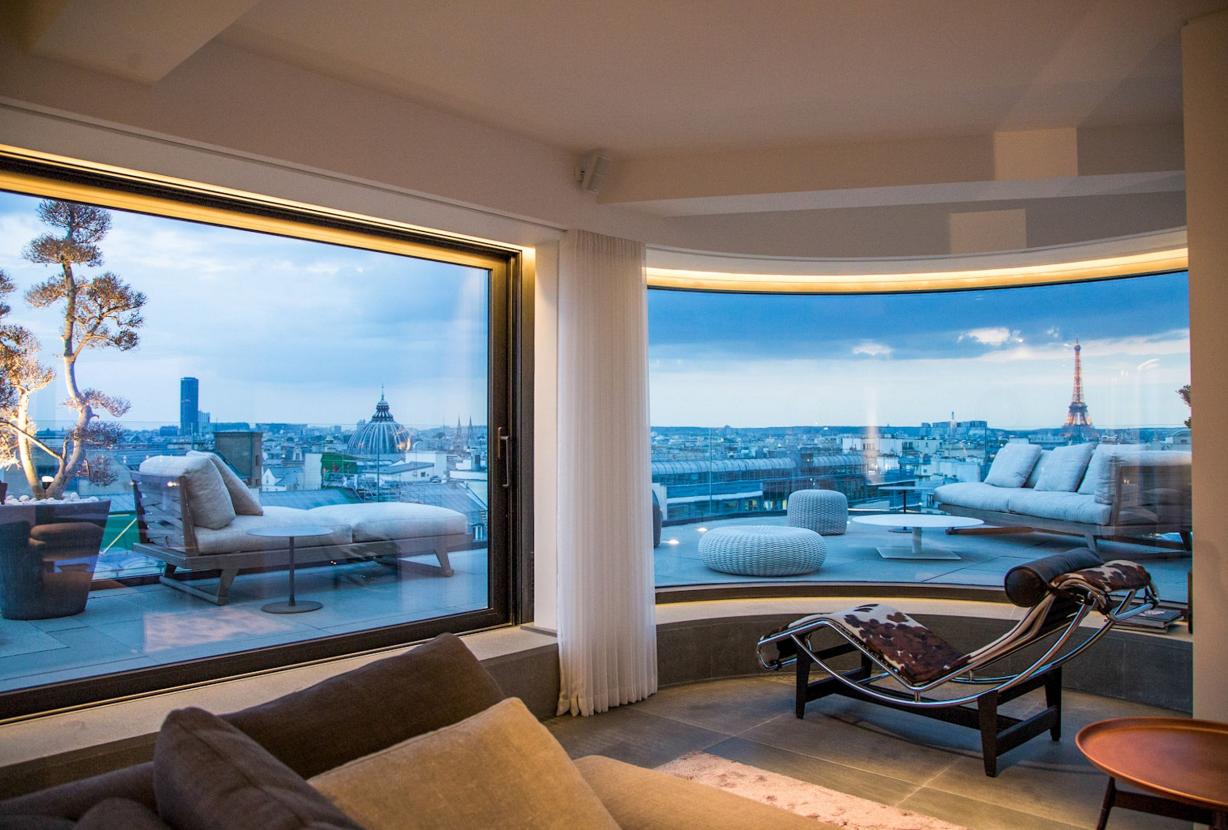 Par006 - Unique penthouse in Paris for rent