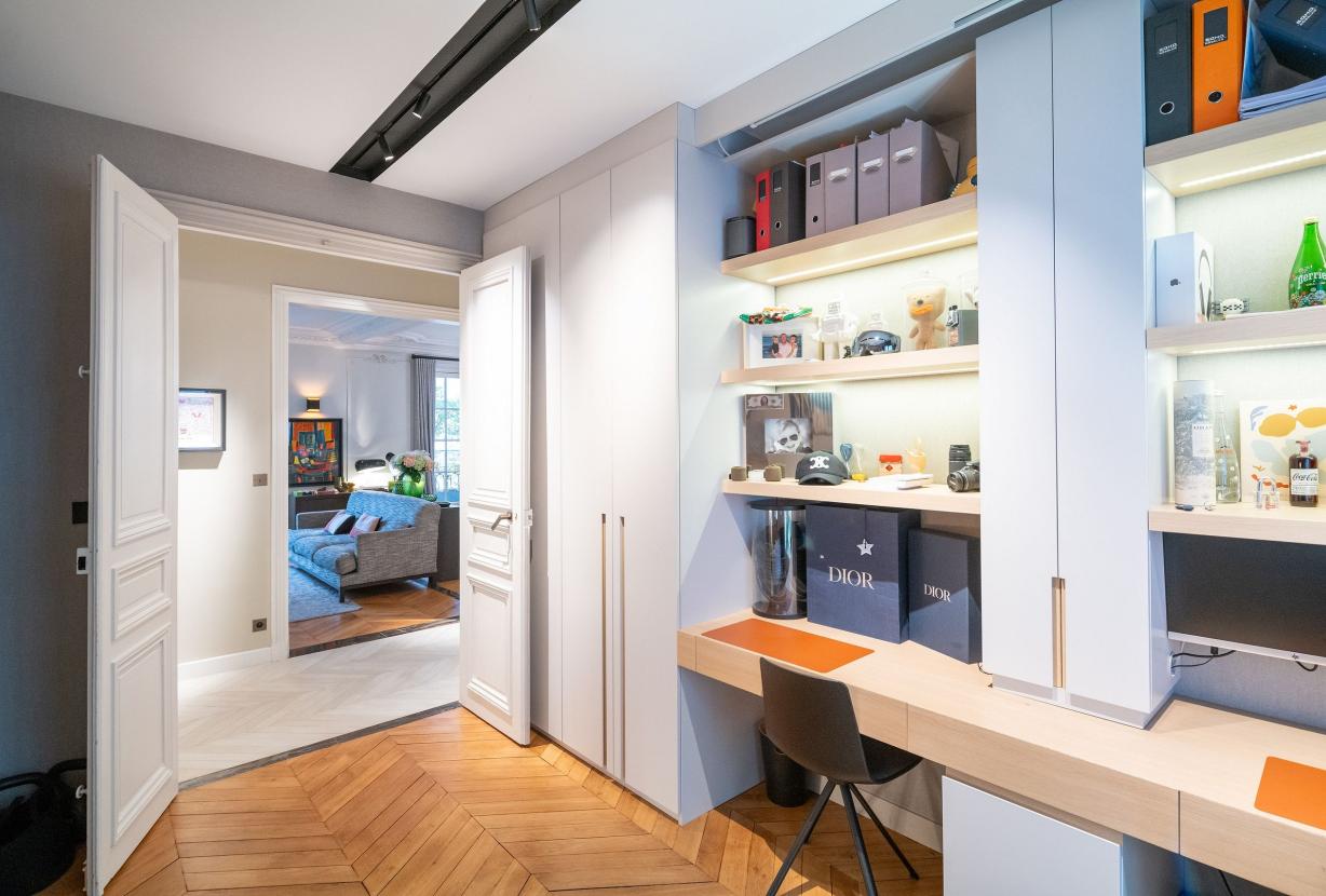 Par098 - Apartamento de 2 quartos em Paris