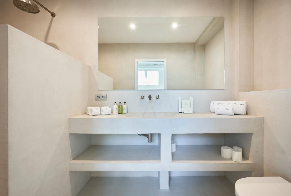 Azu002 - A 19th century villa next to Saint-Tropez