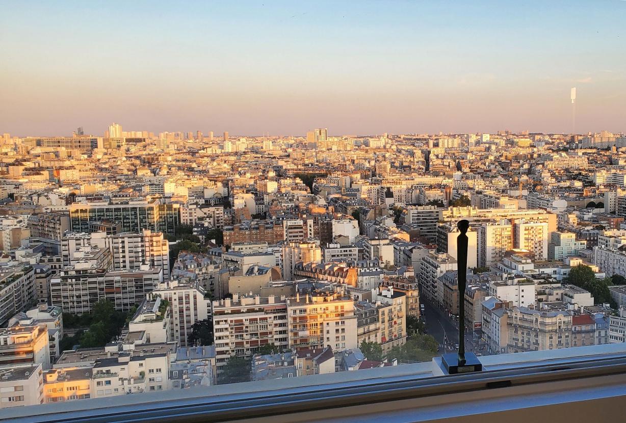 Par090 - Atico con vistas increíbles en Paris 15