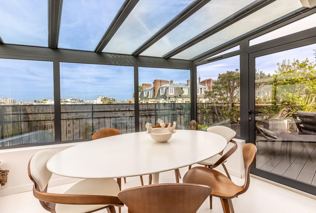 Par048 - Appartement avec terrasse et vues à Paris