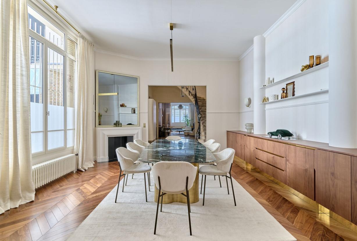 Par038 - Luxury duplex apartment in Paris 16
