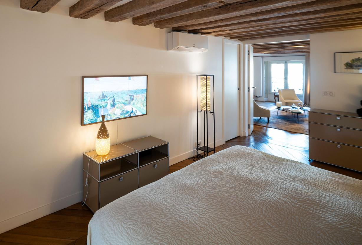 Par055 - Magnífico apartamento en Quai Saint Antoine