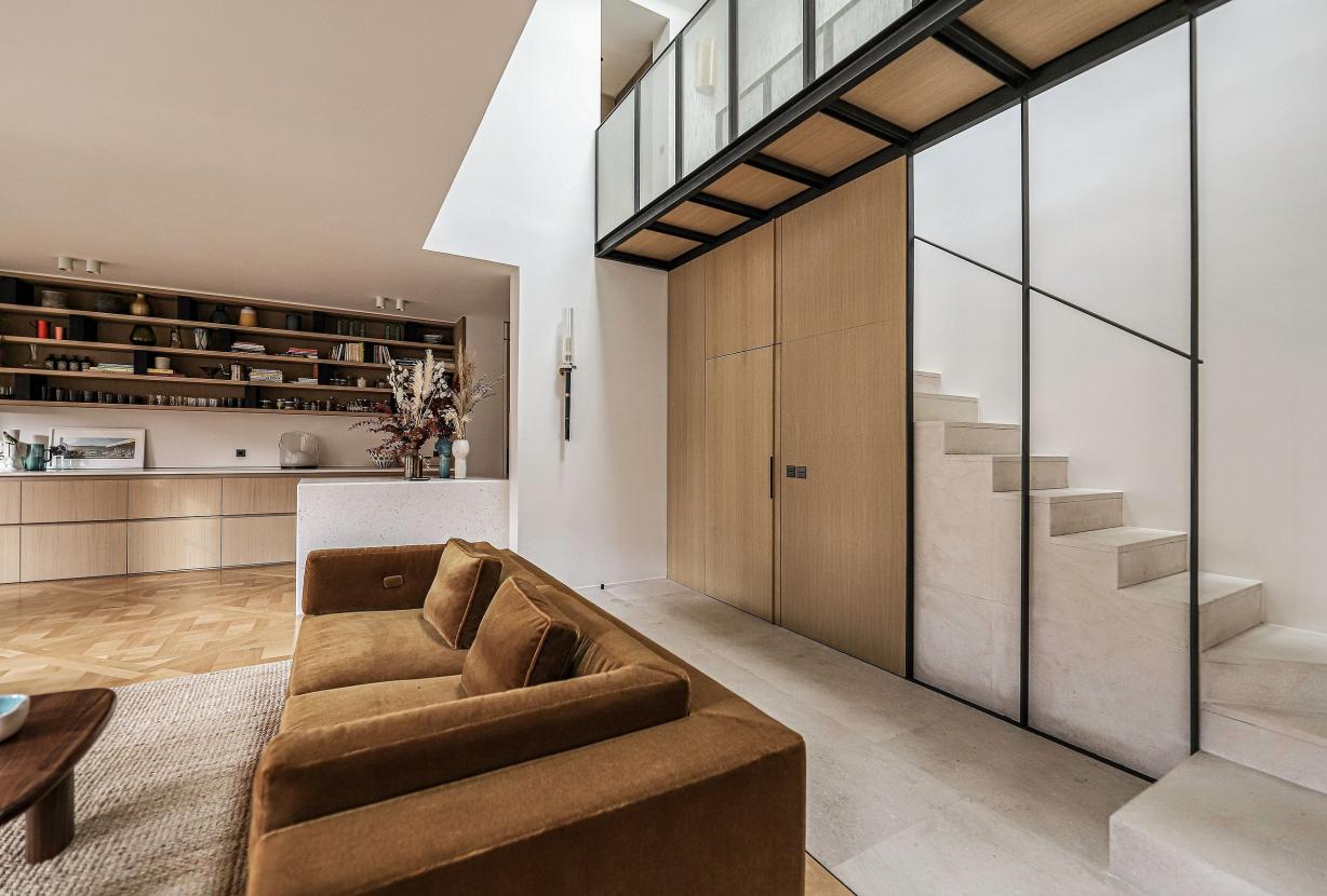 Par085 - Appartement de prestige à Paris 7