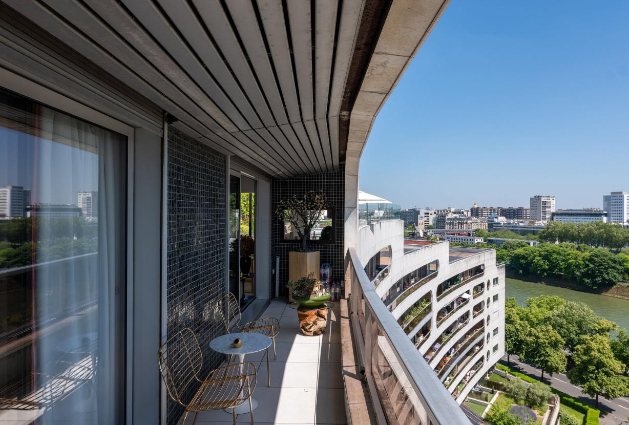 Par021 - Cobertura com piscina privada em Paris