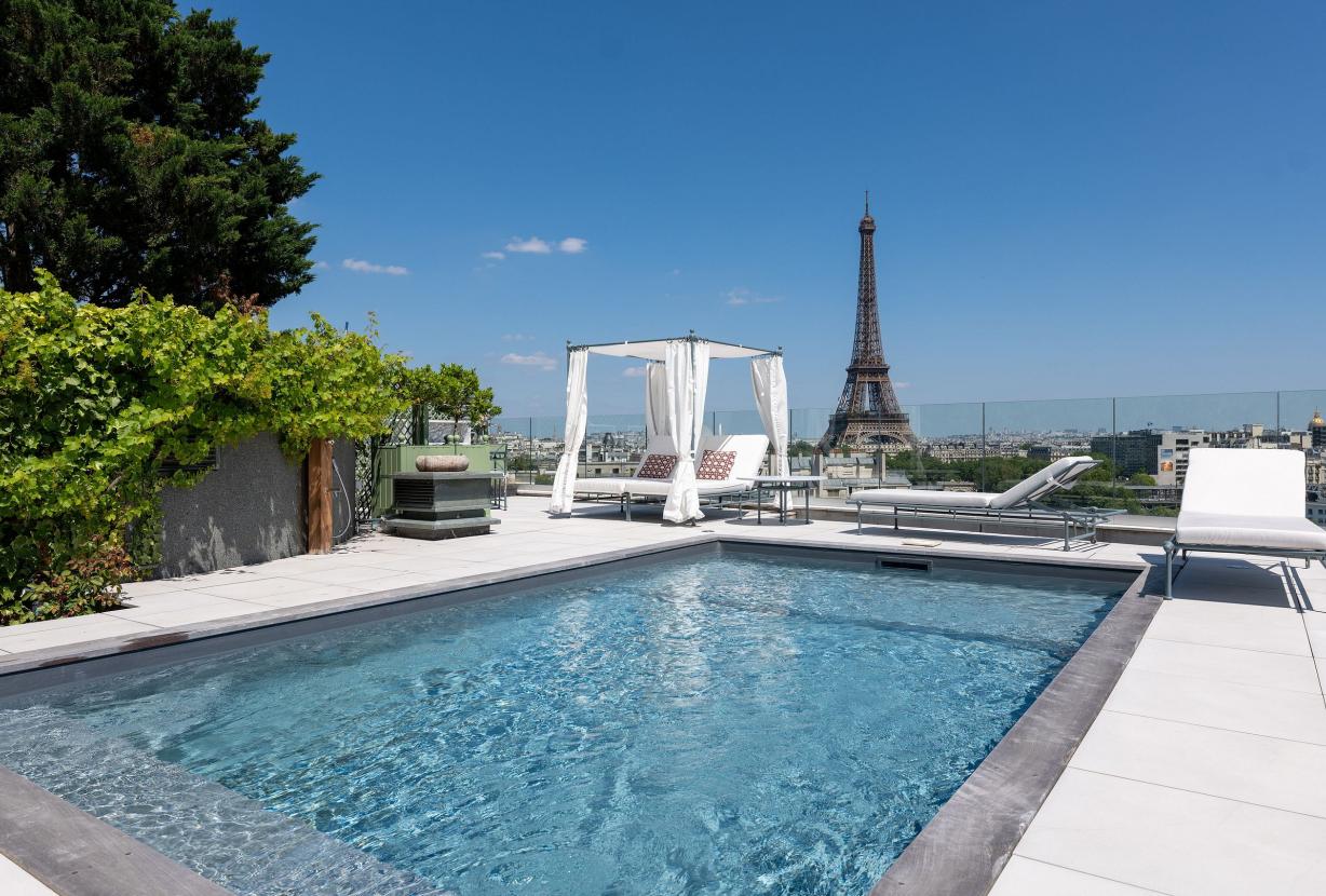 Par021 - Cobertura com piscina privada em Paris