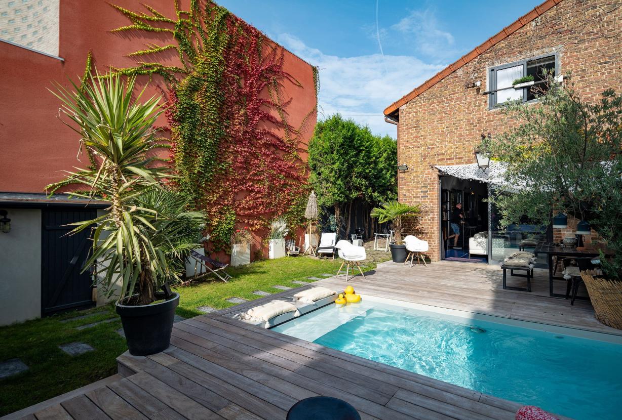 Idf060 - Deux superbes maisons d'architecte avec jardin et piscine à Colombes.