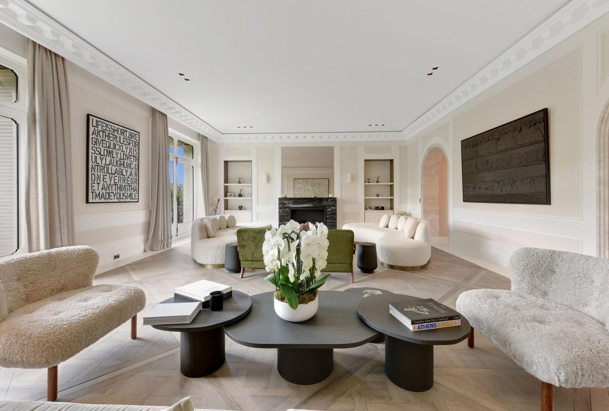Par010 - Stunning 5 bedroom apartment on Foch