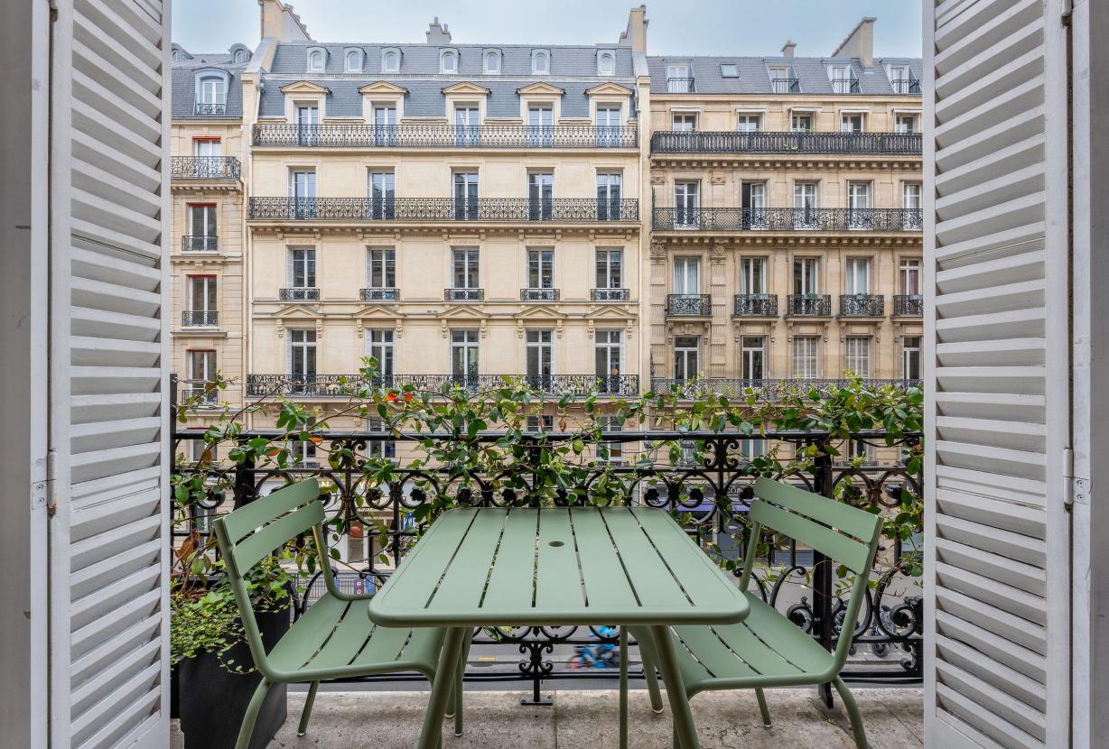 Par073 - Impresionante apartamento en Palais Royal.