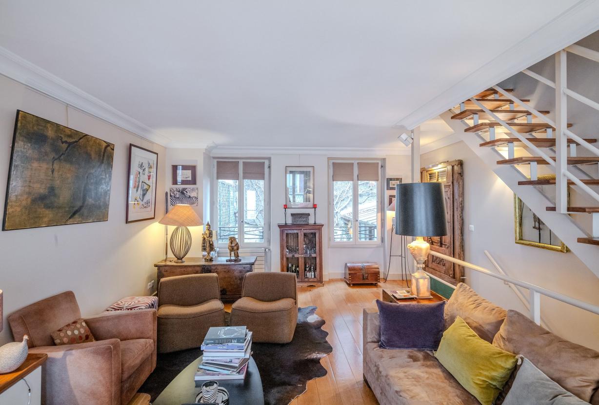 Par441 - Townhouse in Paris 7.