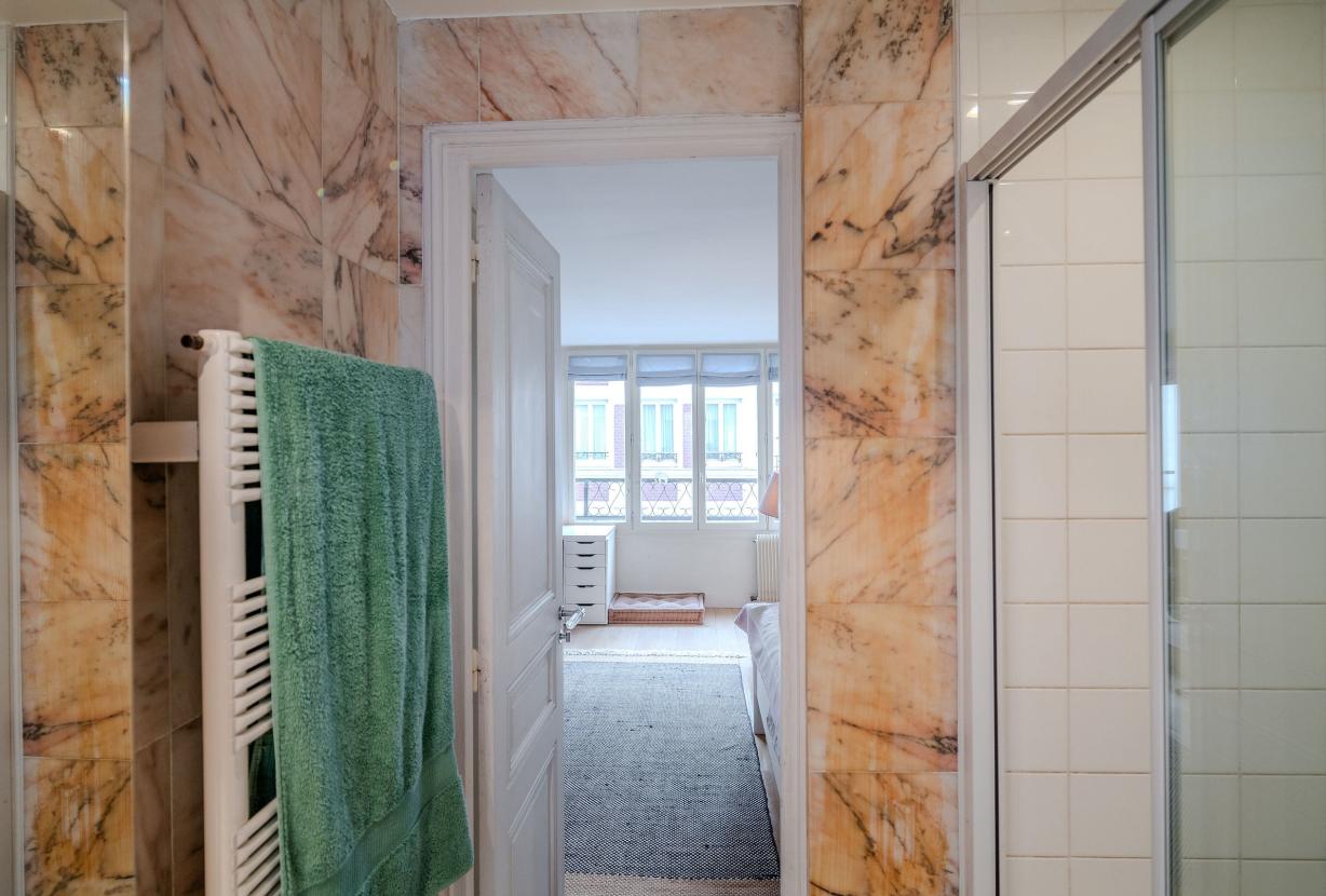 Par441 - Townhouse in Paris 7.