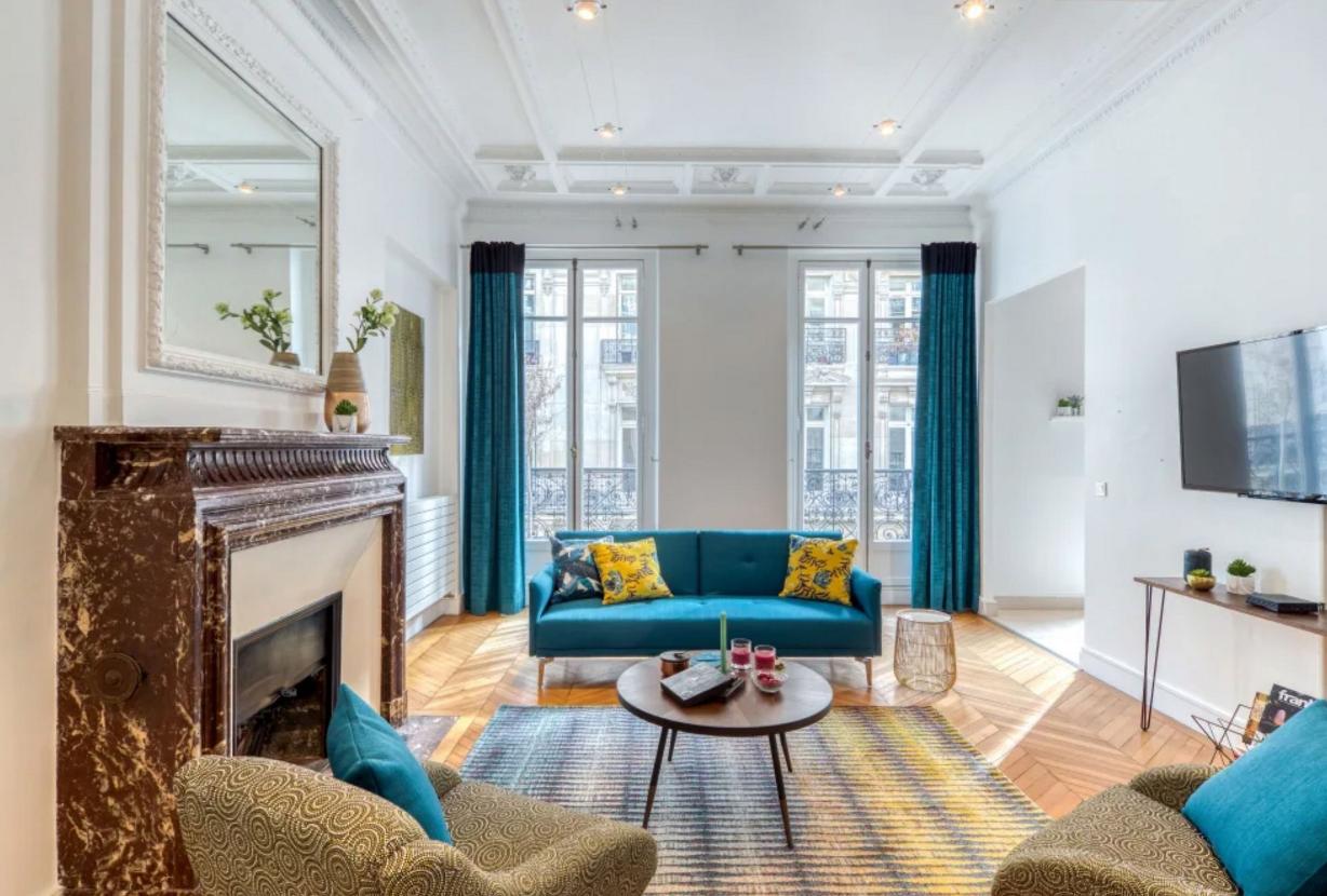 Par 10 - Apartamento de 2 suítes em Paris 8