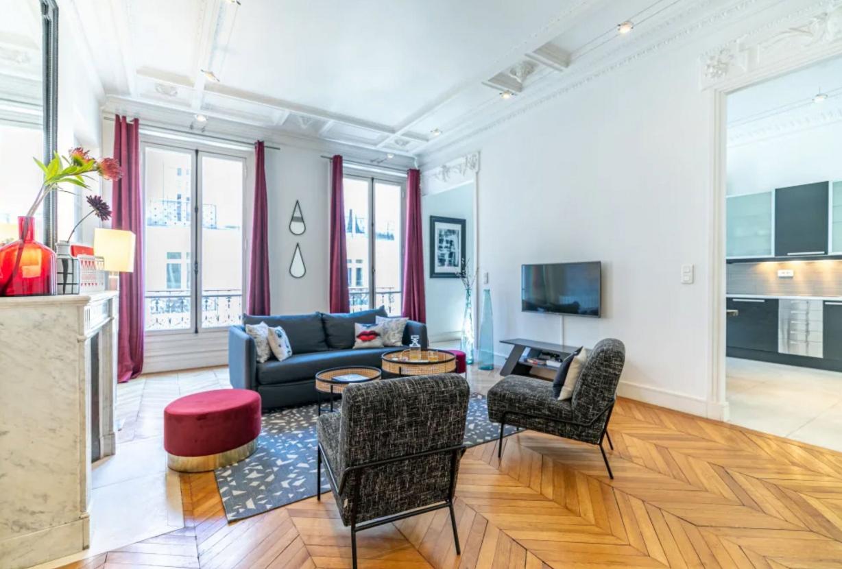 Par211 - Apartamento de 2 suites en París 8