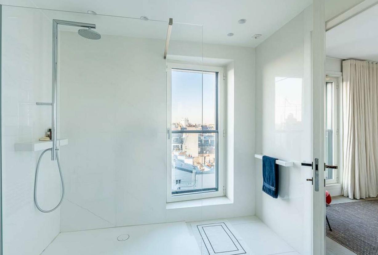Par095 - Coberturas com vistas unicas em Paris
